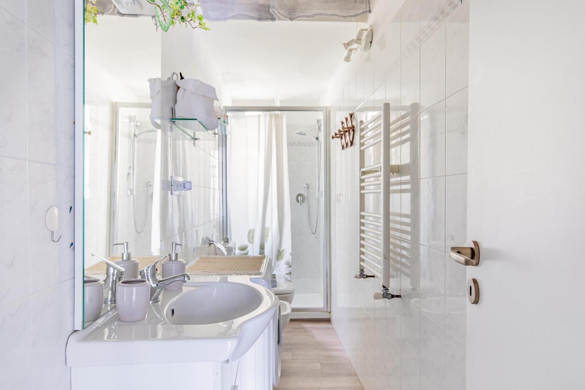 The Blue House, Terre Marine Apartment ลาสเปเซีย ภายนอก รูปภาพ